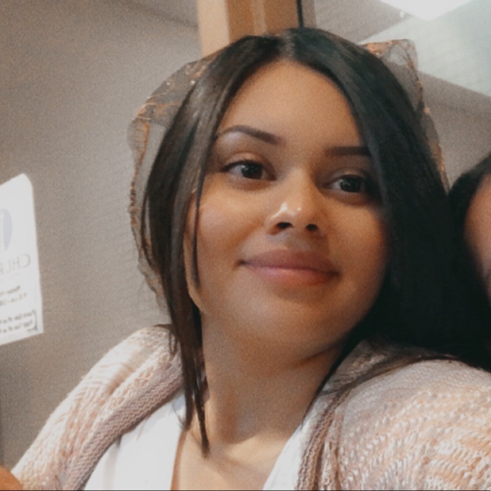 Meet your Posher, Reina